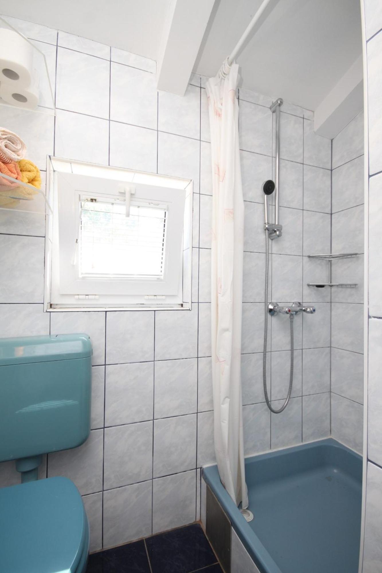 Apartments With A Parking Space Preko, Ugljan - 8224 Номер фото
